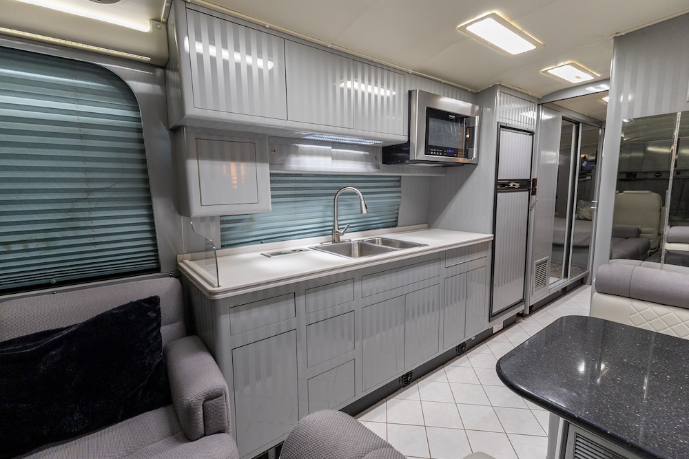 1998 Prevost Liberty XL  For Sale