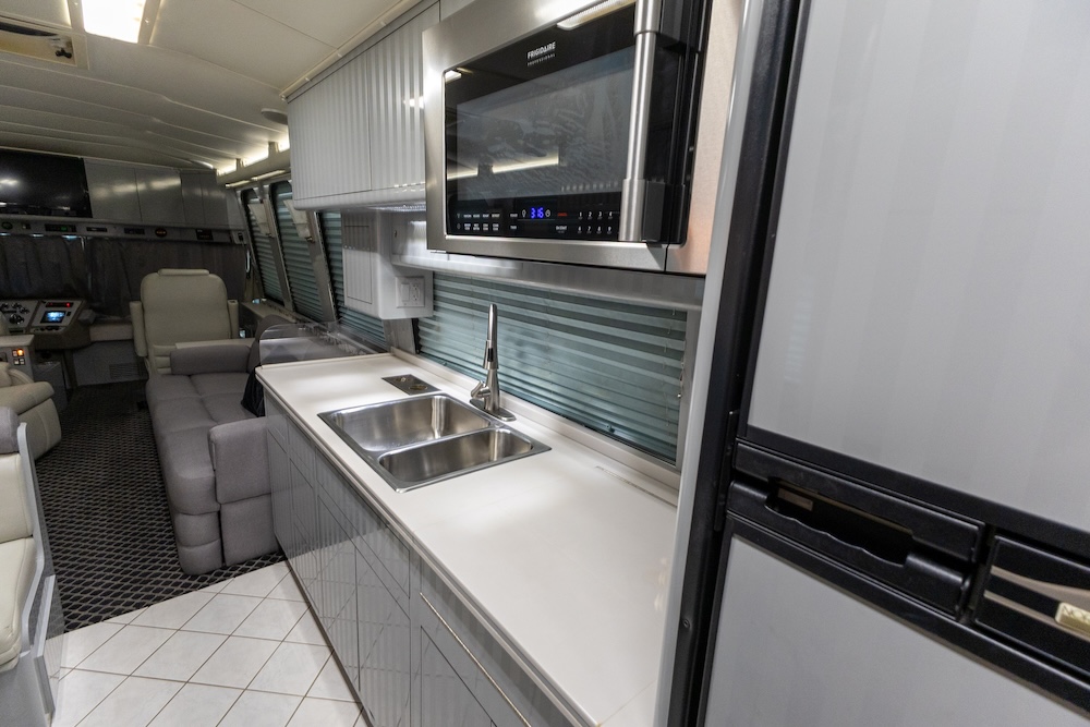 1998 Prevost Liberty XL  For Sale