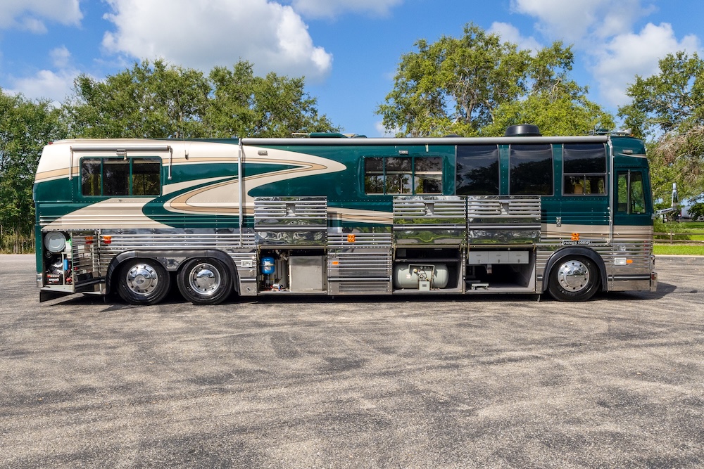 1998 Prevost Liberty XL  For Sale
