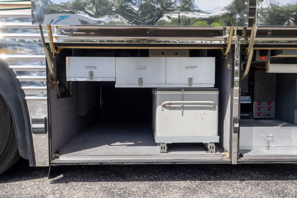 1998 Prevost Liberty XL  For Sale
