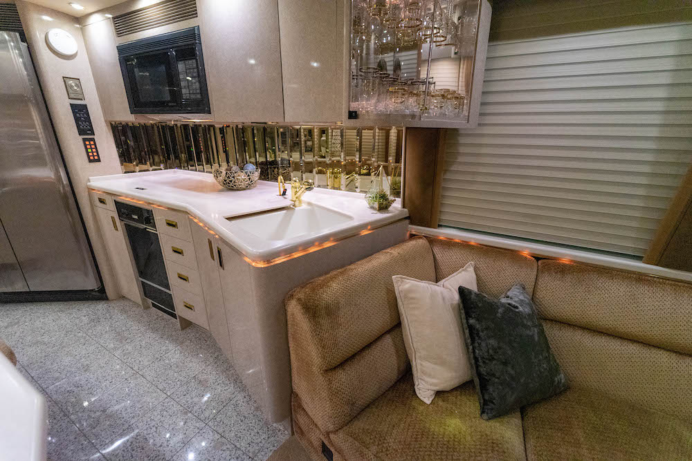 1998 Prevost Marathon XL For Sale