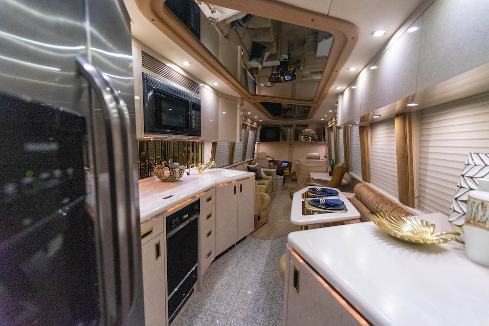 1998 Prevost Marathon XL For Sale