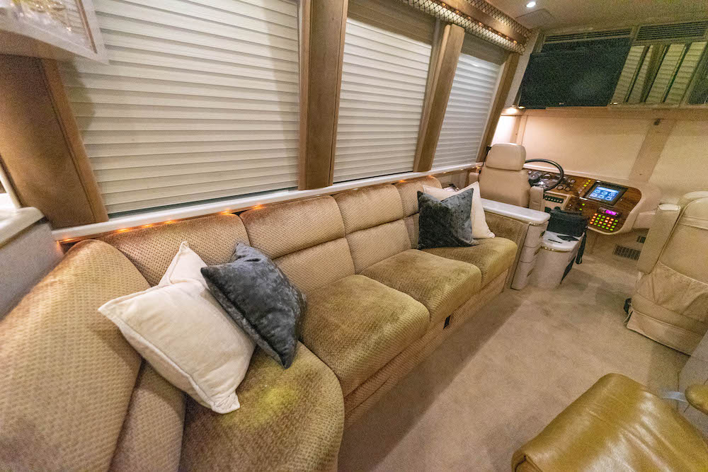 1998 Prevost Marathon XL For Sale