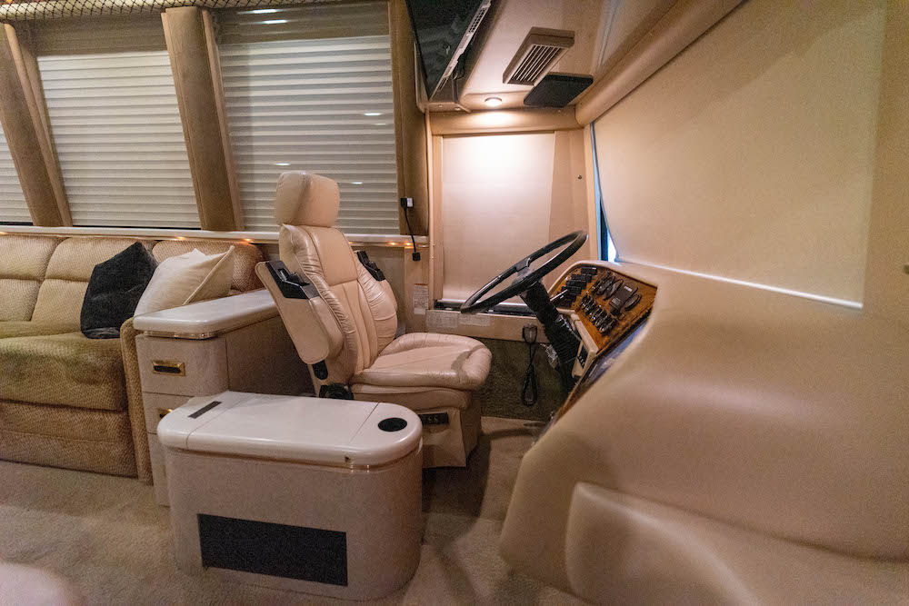 1998 Prevost Marathon XL For Sale