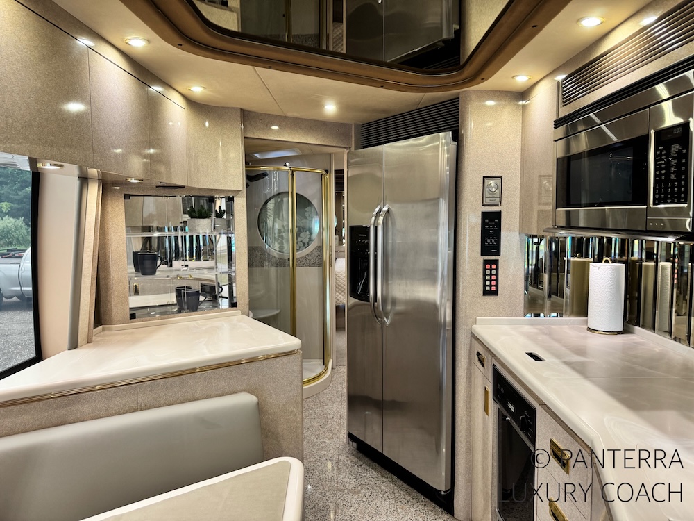 1998 Prevost Marathon XL For Sale