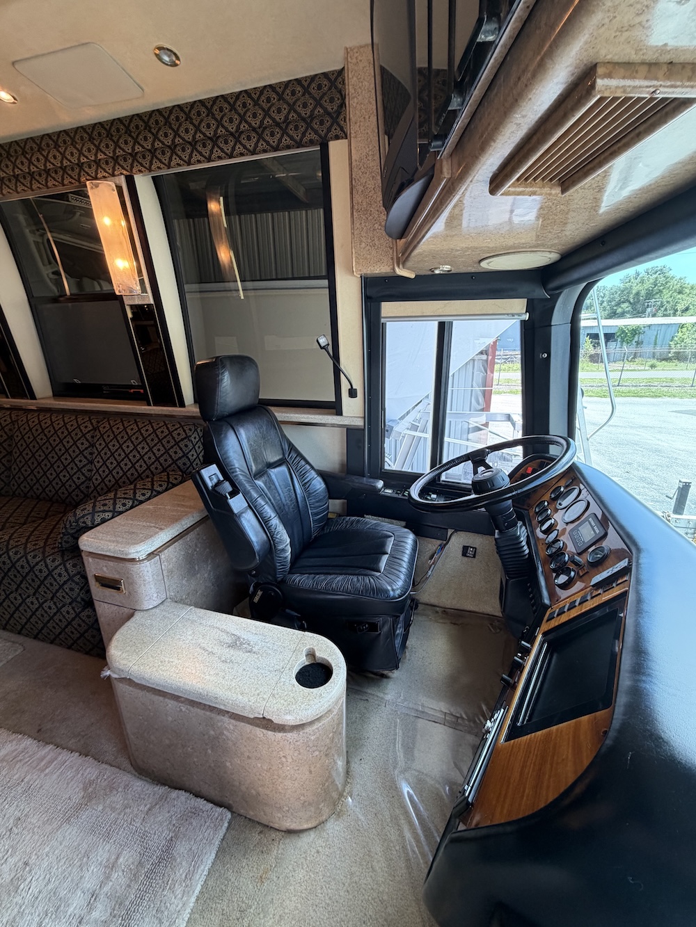 1998 Prevost Marathon XL For Sale