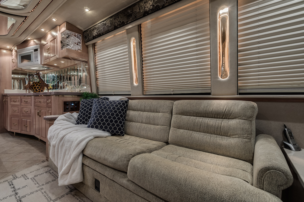 1998 Prevost Royale XL For Sale