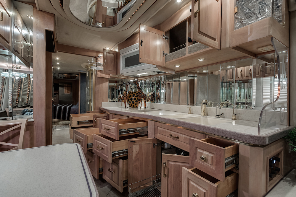 1998 Prevost Royale XL For Sale