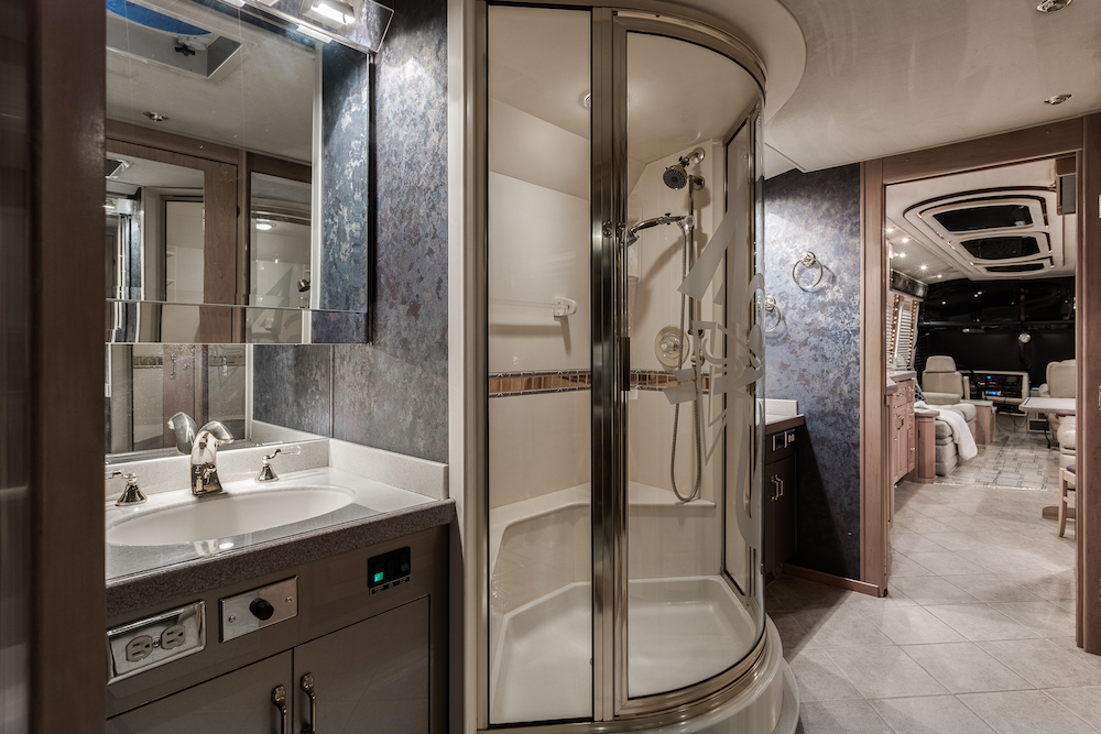 1998 Prevost Royale XL For Sale