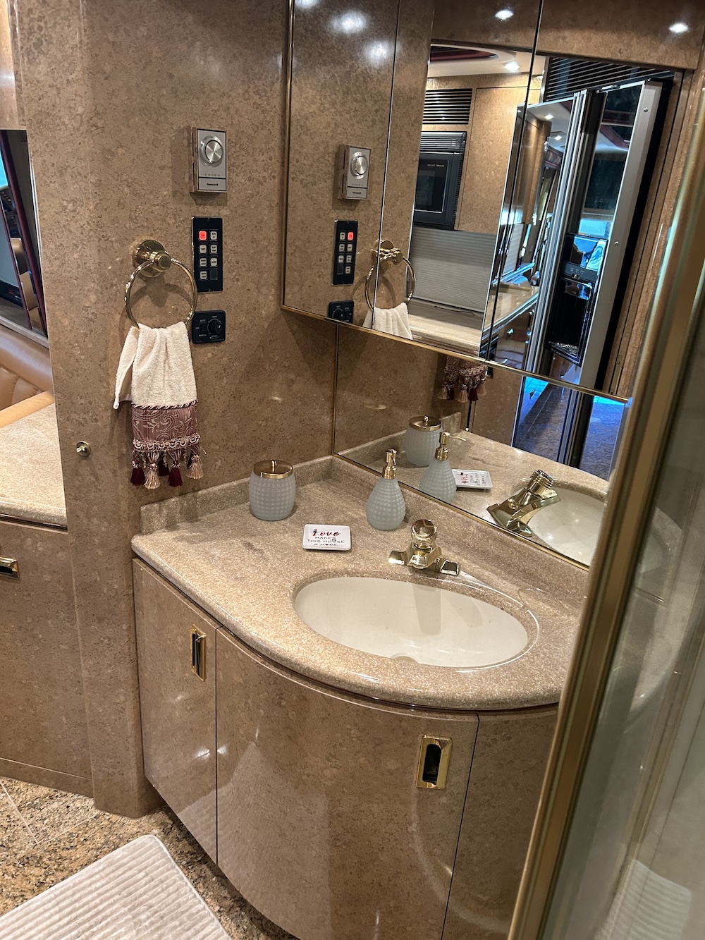 1998 Prevost  Marathon XL For Sale