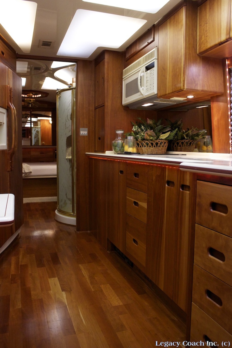 1999 Prevost Angola XL For Sale
