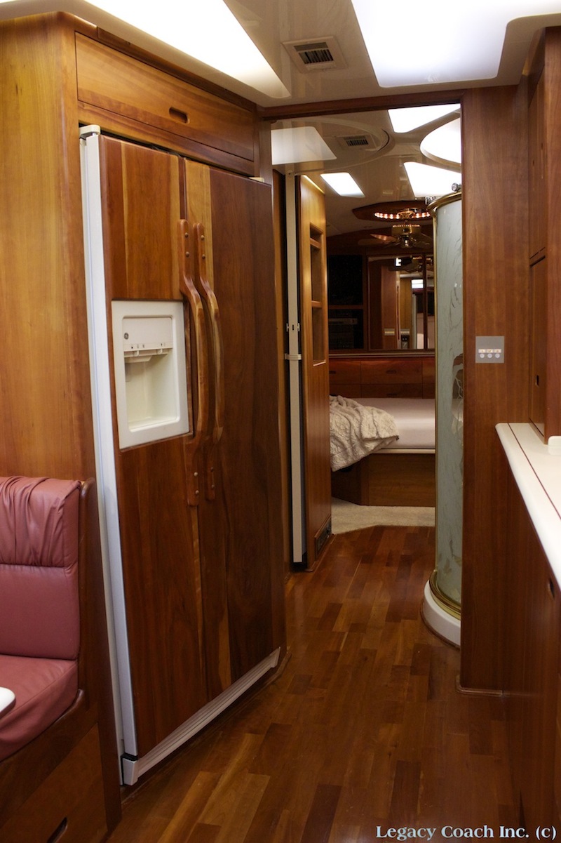 1999 Prevost Angola XL For Sale