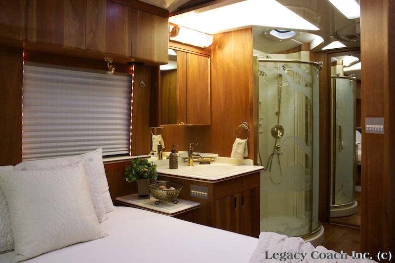 1999 Prevost Angola XL For Sale