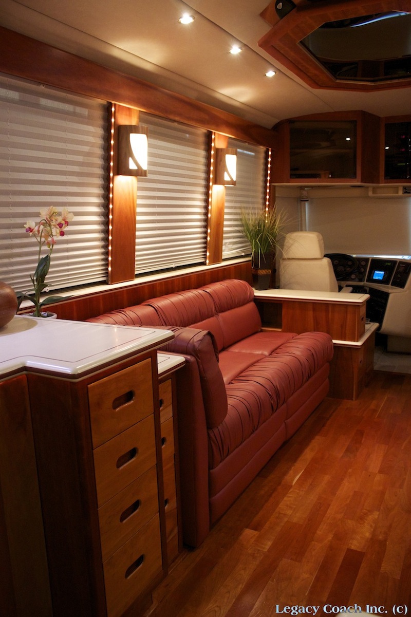 1999 Prevost Angola XL For Sale