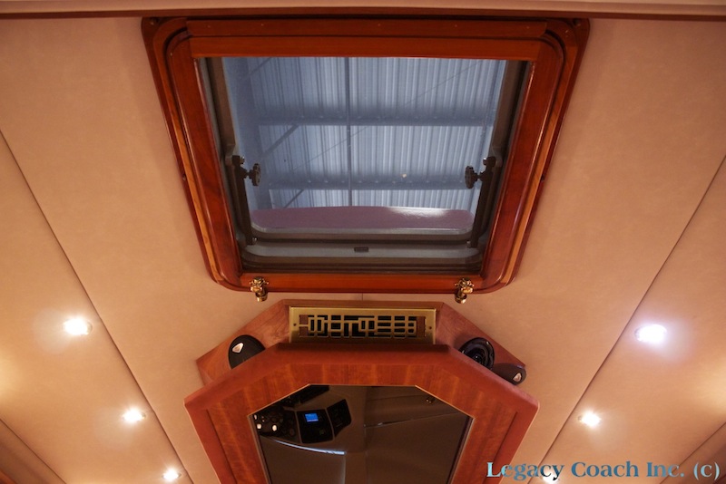 1999 Prevost Angola XL For Sale