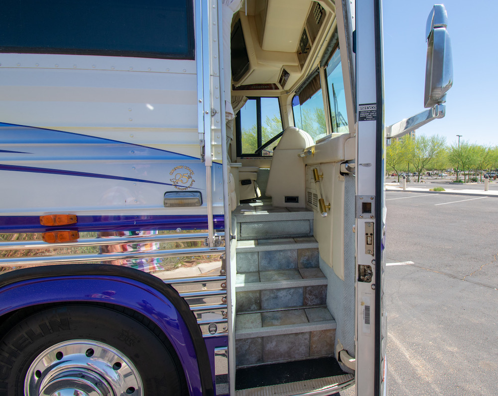 1999 Prevost Country Coach XL For Sale