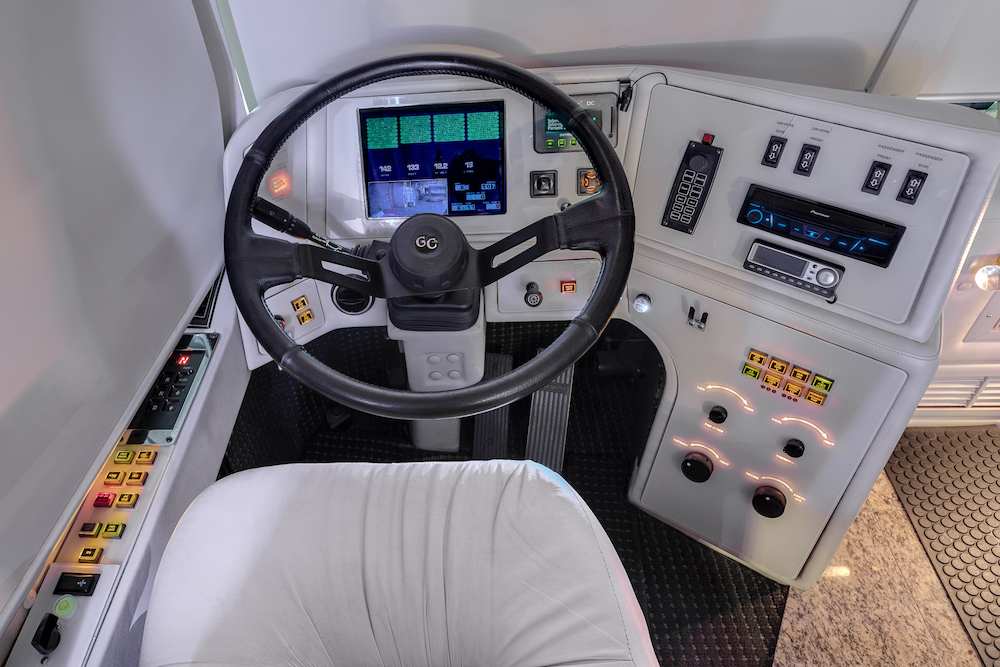 1999 Prevost Country Coach XL For Sale