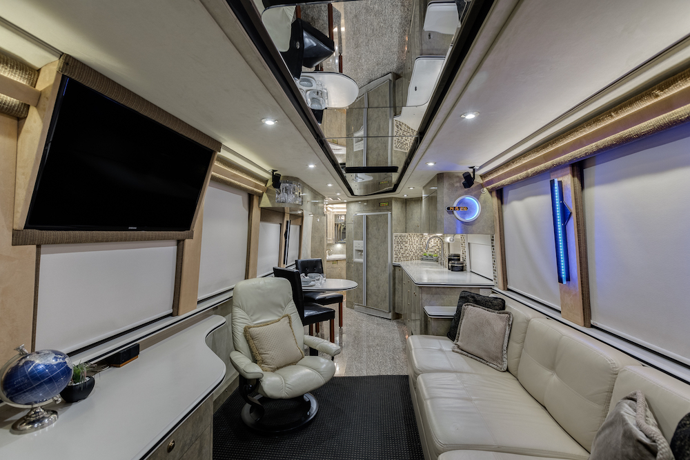 1999 Prevost Country Coach XL For Sale