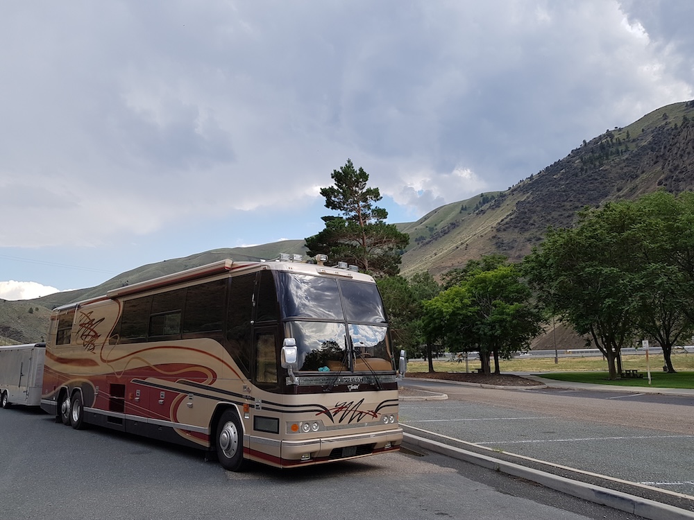 1999 Prevost Featherlite H3-45 For Sale