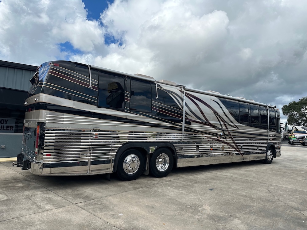 1998 Prevost FeatherliteXL For Sale