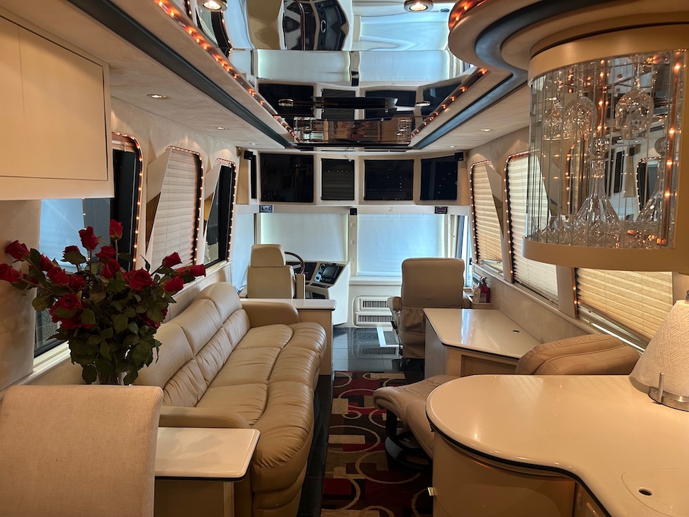 1998 Prevost FeatherliteXL For Sale