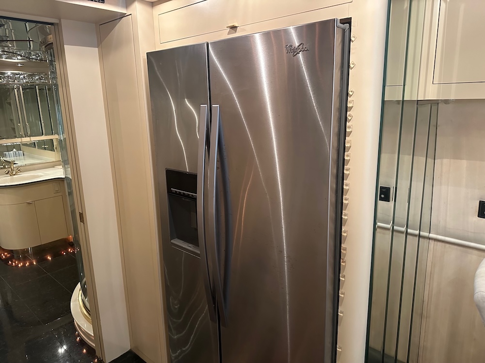 1998 Prevost FeatherliteXL For Sale