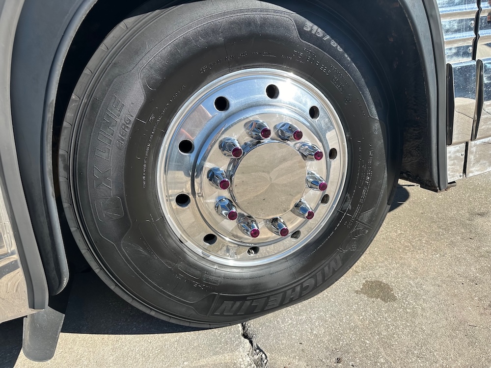 1998 Prevost FeatherliteXL For Sale