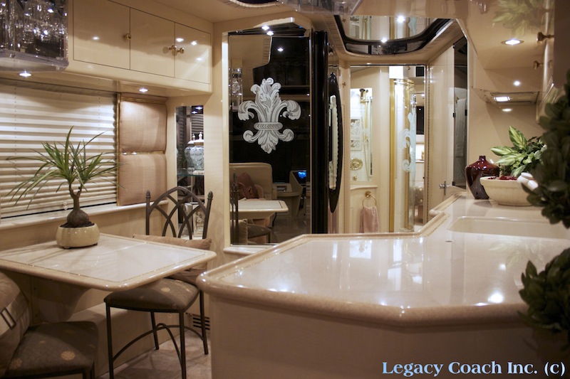 1999 Prevost Liberty XL For Sale