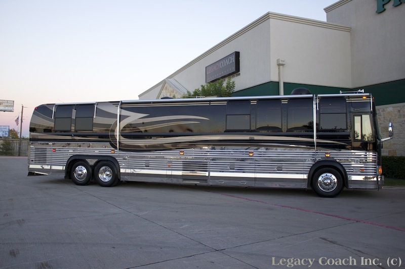 1999 Prevost Liberty XL For Sale