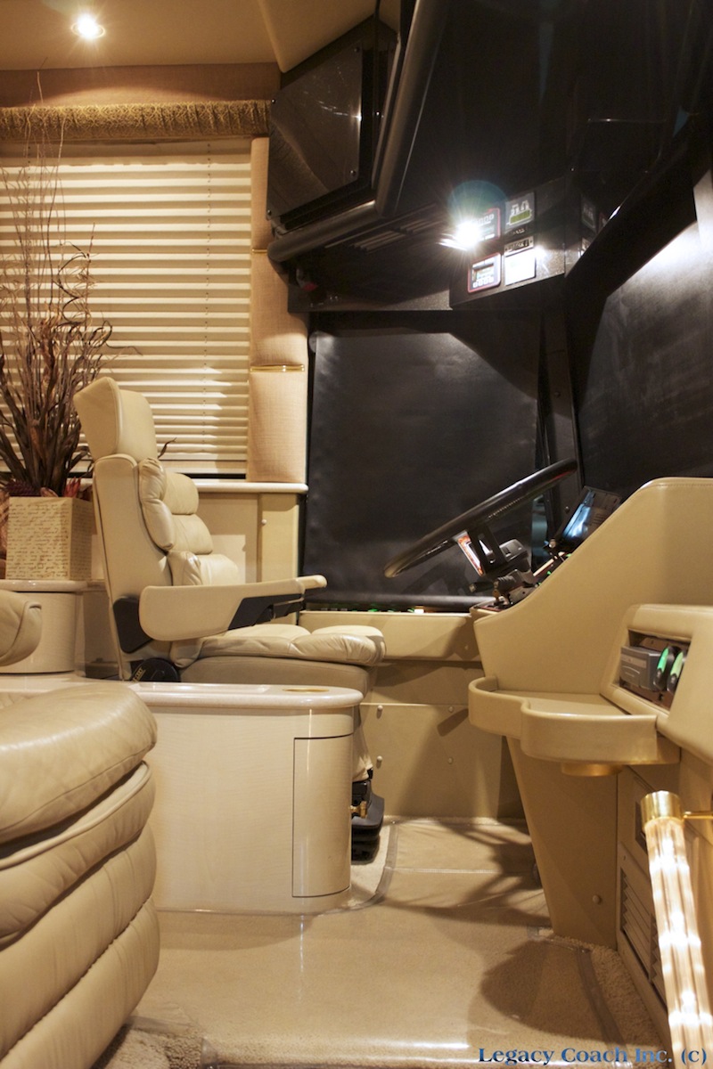 1999 Prevost Liberty XL For Sale