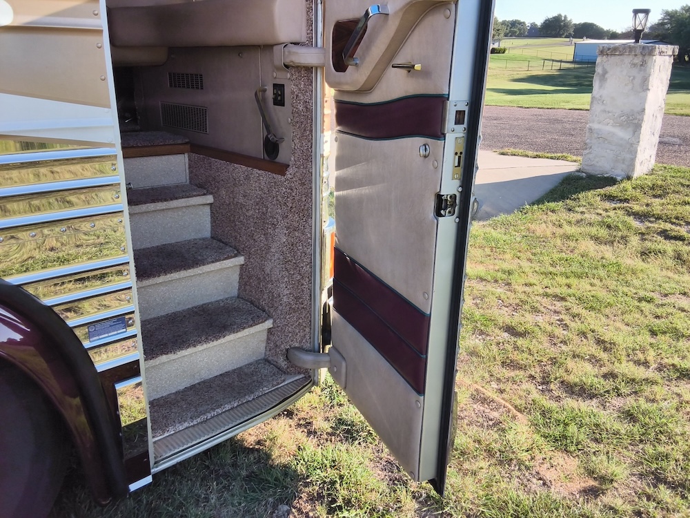 1998 Prevost Marathon XL For Sale