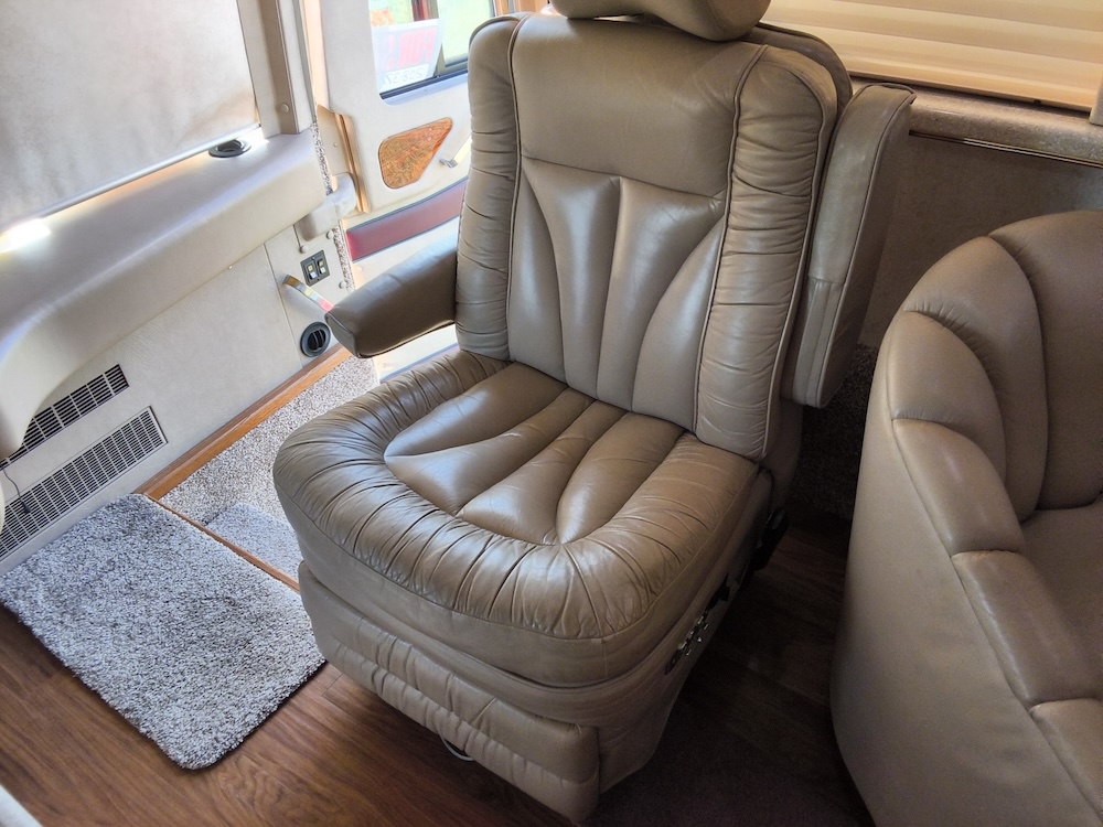1998 Prevost Marathon XL For Sale