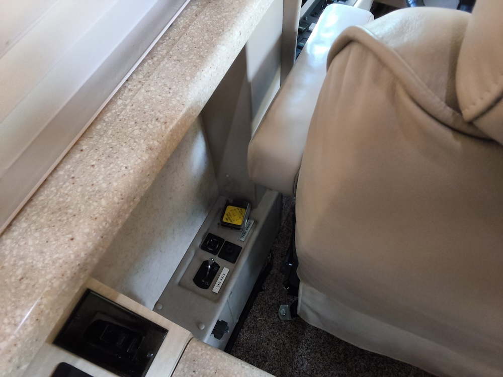 1998 Prevost Marathon XL For Sale
