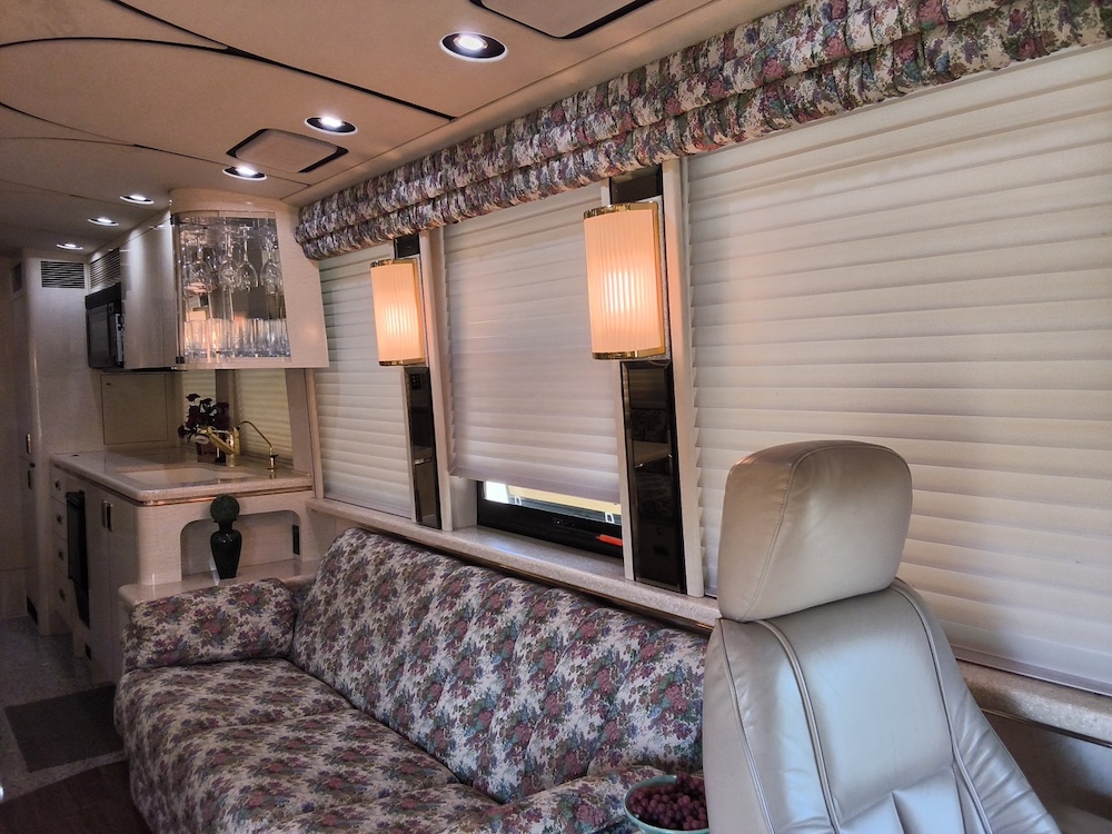 1998 Prevost Marathon XL For Sale