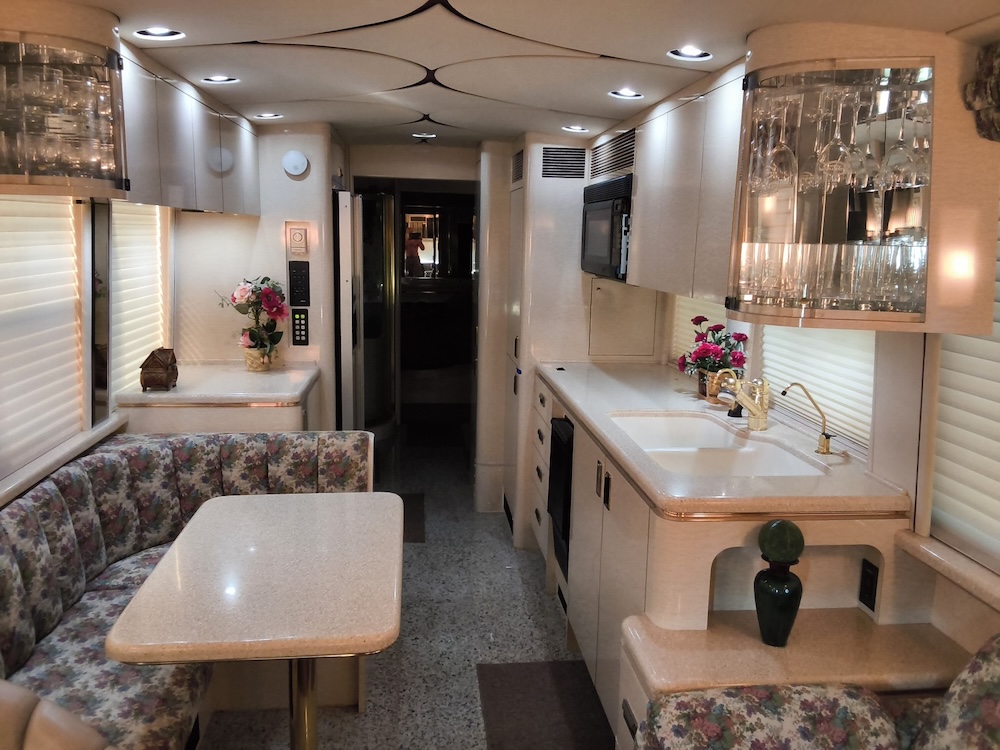1998 Prevost Marathon XL For Sale