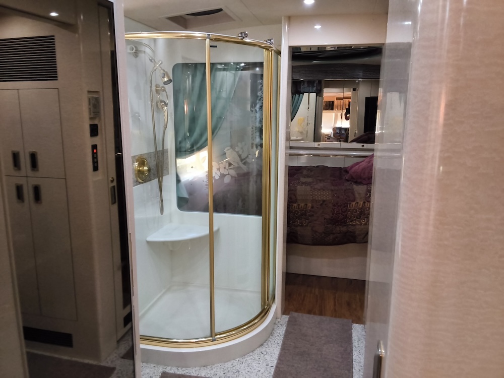 1998 Prevost Marathon XL For Sale