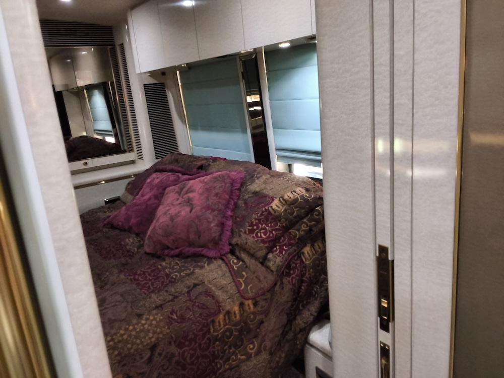 1998 Prevost Marathon XL For Sale