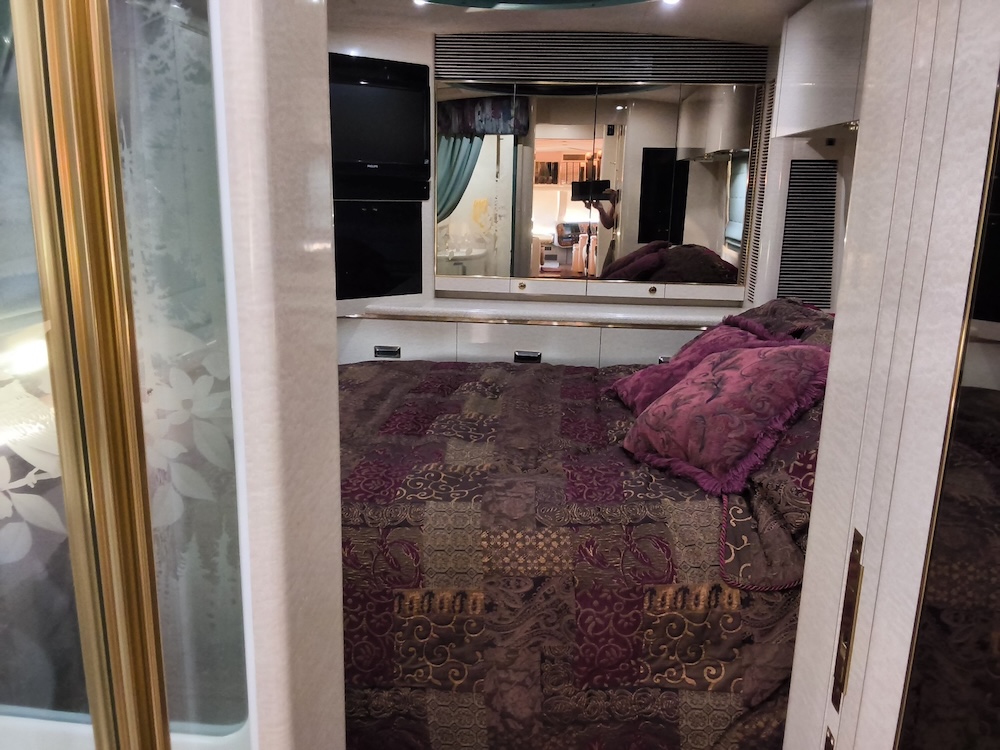 1998 Prevost Marathon XL For Sale