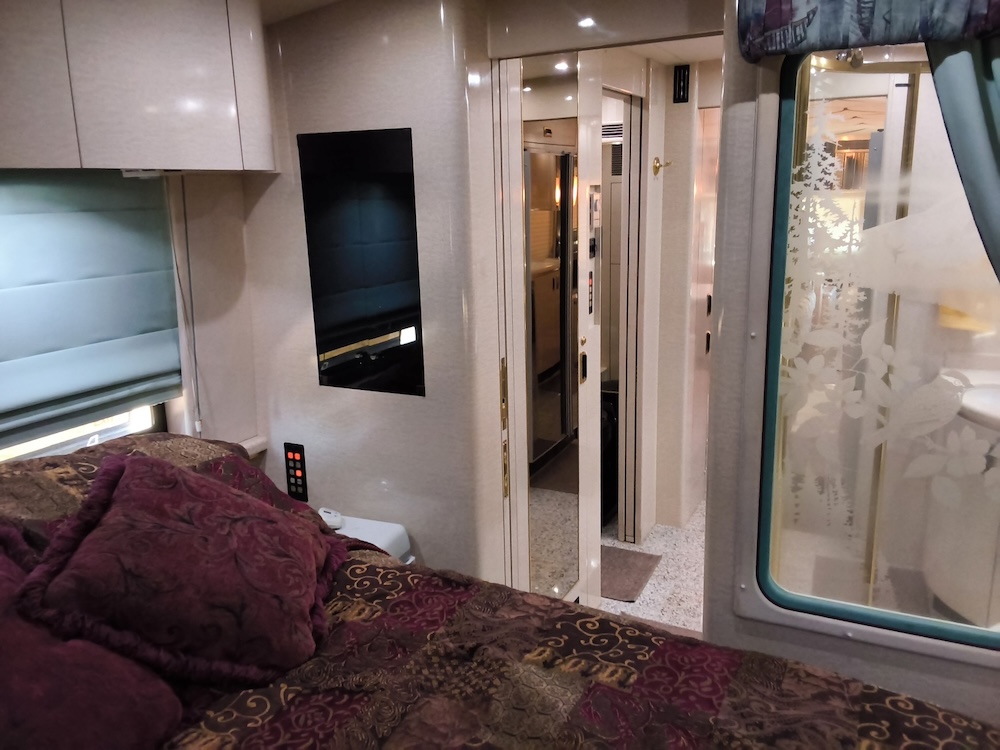 1998 Prevost Marathon XL For Sale