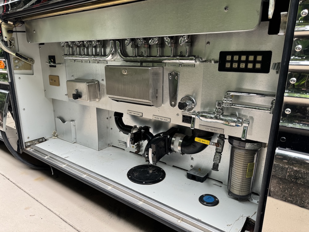 1999 Prevost Marathon XL For Sale