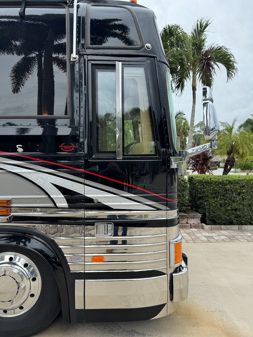 1999 Prevost Marathon XL For Sale