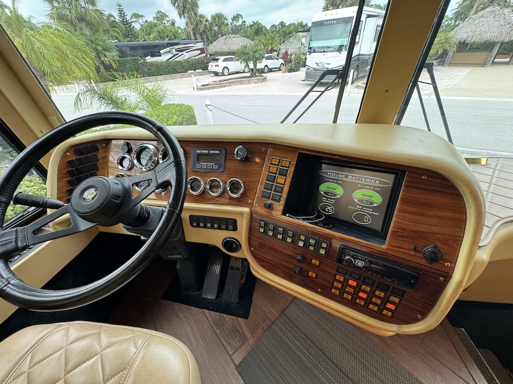 1999 Prevost Marathon XL For Sale