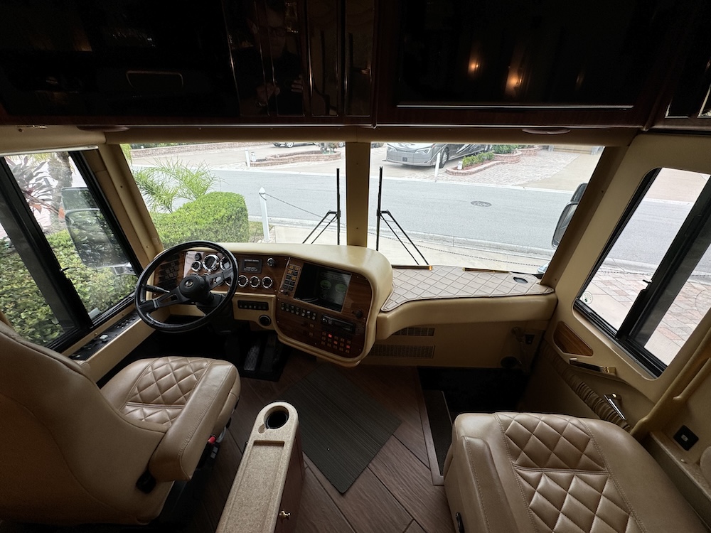1999 Prevost Marathon XL For Sale