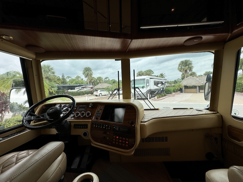 1999 Prevost Marathon XL For Sale