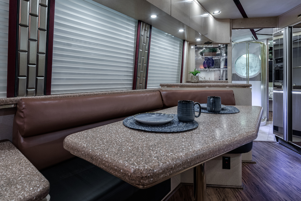 1999 Prevost Marathon XL For Sale
