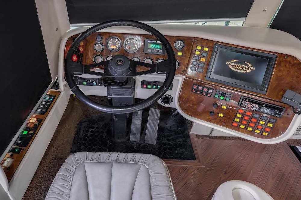 1999 Prevost Marathon XL For Sale
