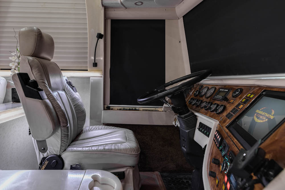 1999 Prevost Marathon XL For Sale