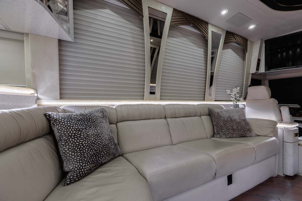 1999 Prevost Marathon XL For Sale