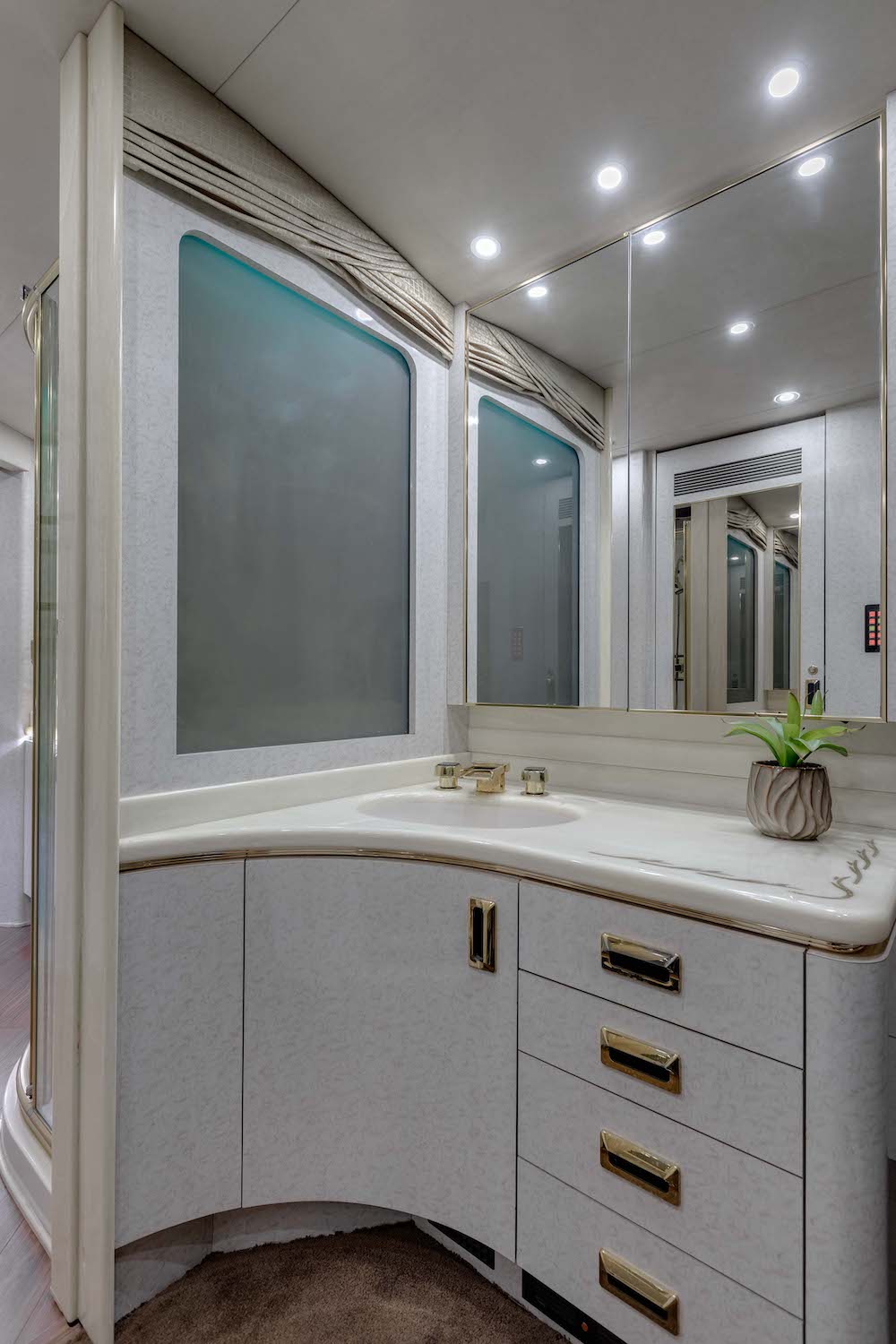 1999 Prevost Marathon XL For Sale