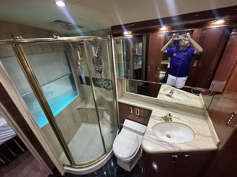 1999 Prevost Marathon XL For Sale